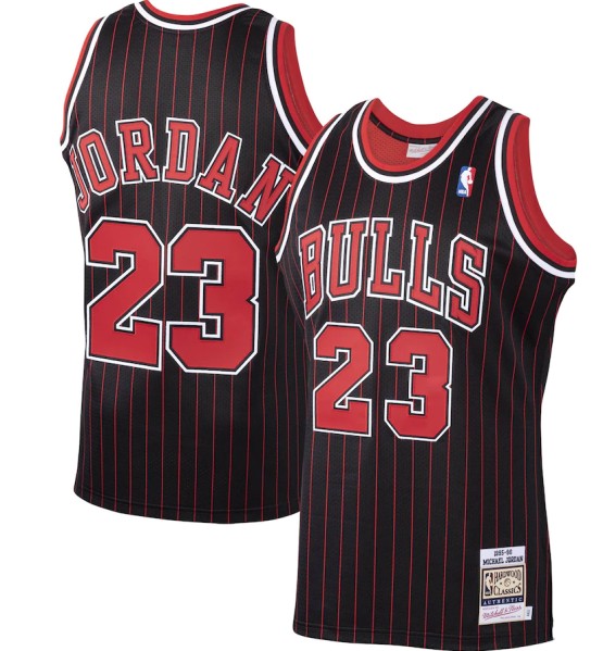 Men's Chicago Bulls #23 Michael Jordan Black Mitchell & Ness Hardwood Classics 1995-96 Stitched Jersey - Click Image to Close