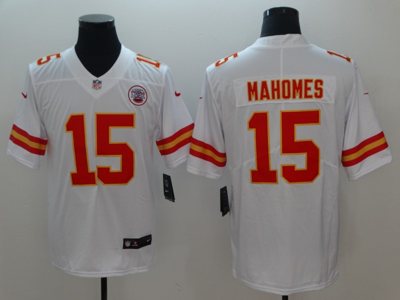 Men??s Kansas City Chiefs #15 Patrick Mahomes White Vapor Untouchable Limited Stitched NFL Jersey