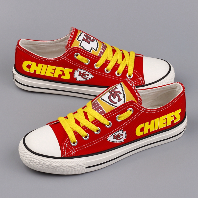 Men's NFL Kansas City Chiefs Repeat Print Low Top Sneakers