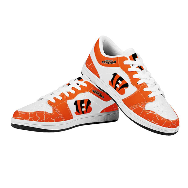 Women's Cincinnati Bengals AJ Low Top Leather Sneakers 001