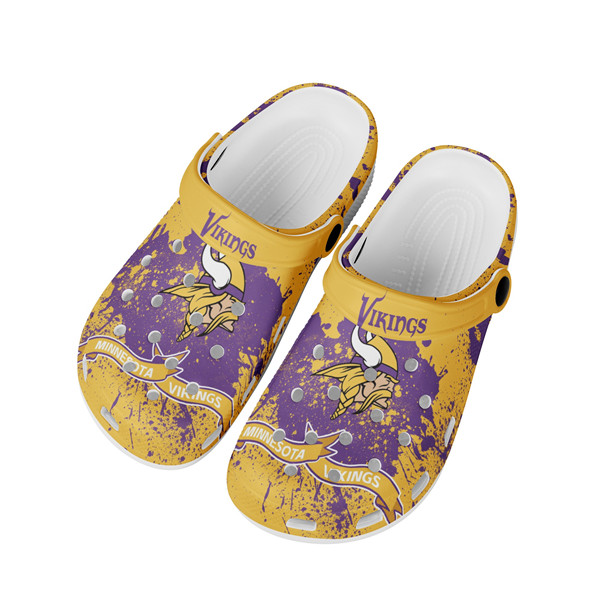 Women's Minnesota Vikings Bayaband Clog Shoes 002