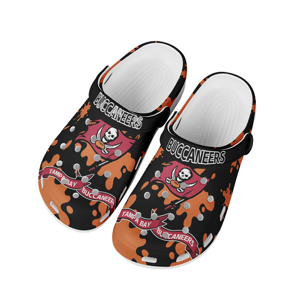 Women's Tampa Bay Buccaneers Bayaband Clog Shoes 004