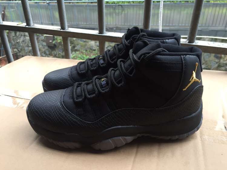 Running weapon Cheapest Air Jordan 11 Shoes Retro Black/Golden - Click Image to Close